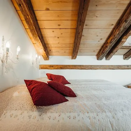 With 4 Bedrooms 4 Bathrooms Private Parking Sauna Terrace 4* Chamonix