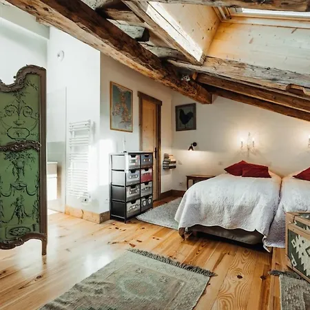 With 4 Bedrooms 4 Bathrooms Private Parking Sauna Terrace 샤모니