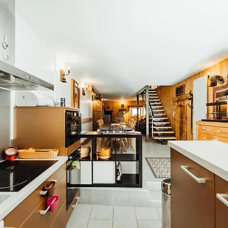 호텔 With 4 Bedrooms 4 Bathrooms Private Parking Sauna Terrace 샤모니