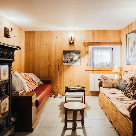 With 4 Bedrooms 4 Bathrooms Private Parking Sauna Terrace 호텔 샤모니